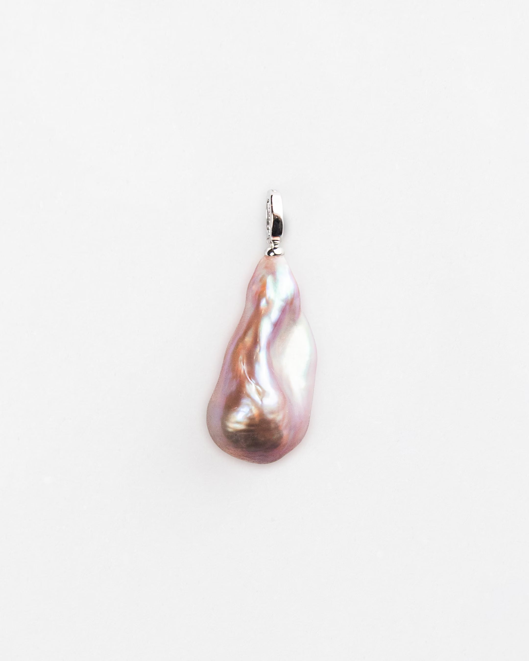 Lumiel | Baroque Pearl Pendant in Plum Blush