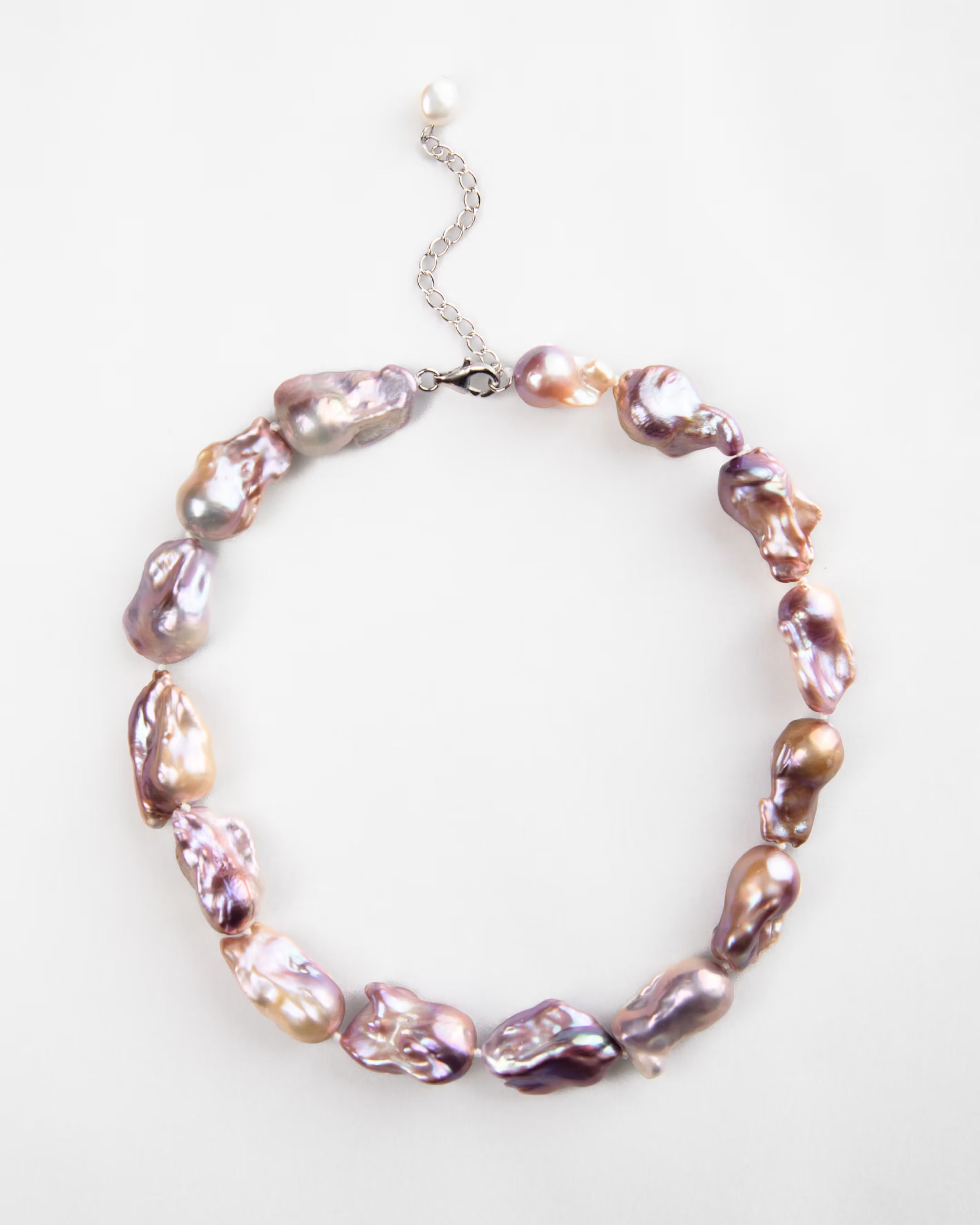 Ondine | Grand Baroque Pearl Necklace in Plum Blush