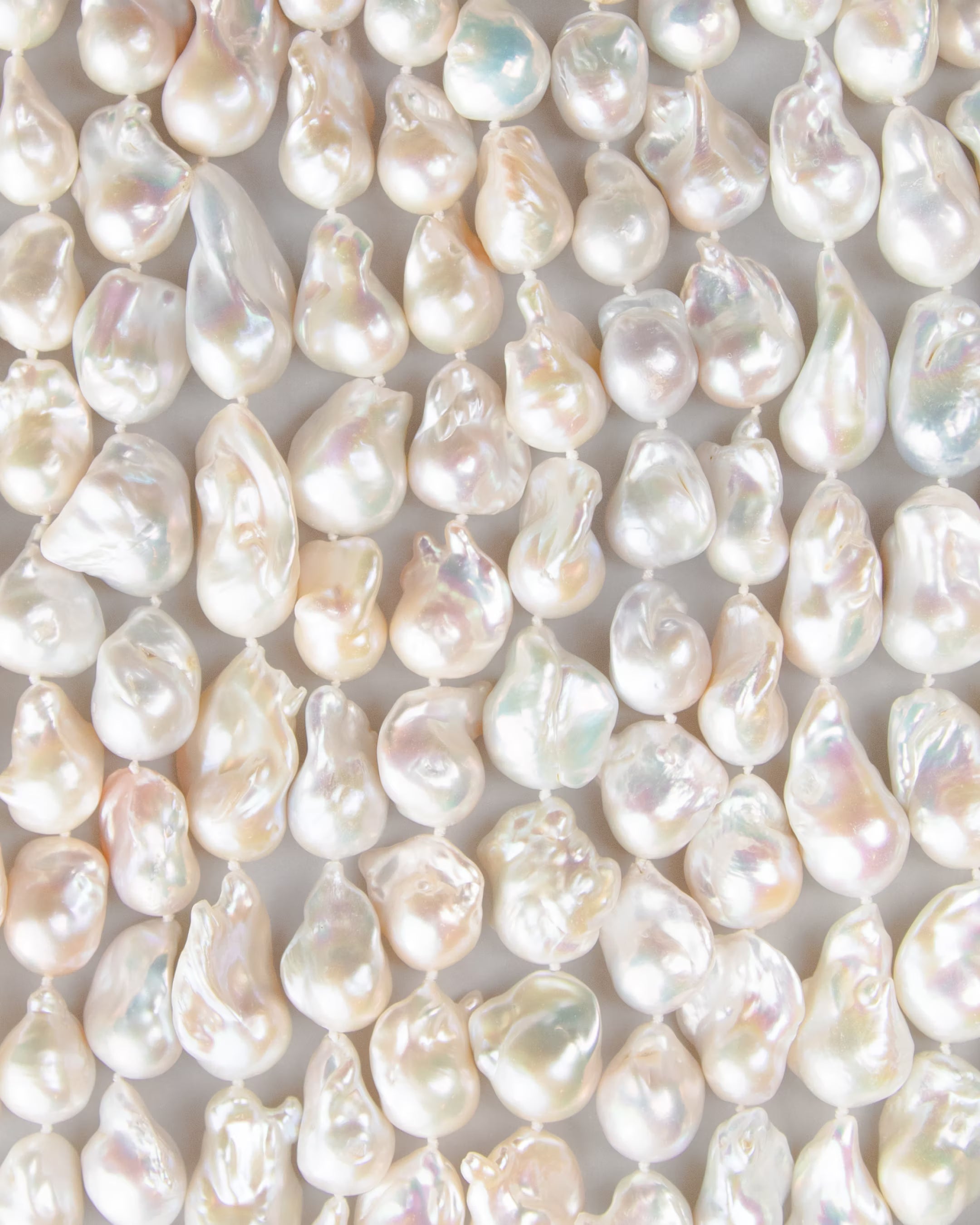 Lumiel | Baroque Pearl Pendant in Cream